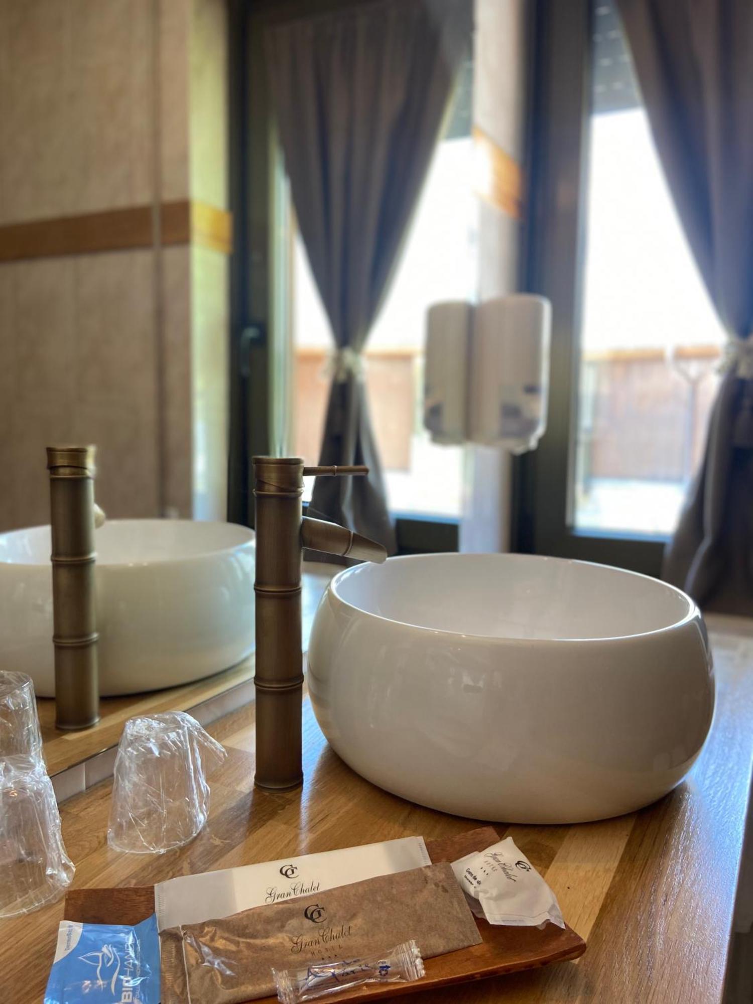 Gran Chalet Hotel & Petit Spa Vielha Phòng bức ảnh